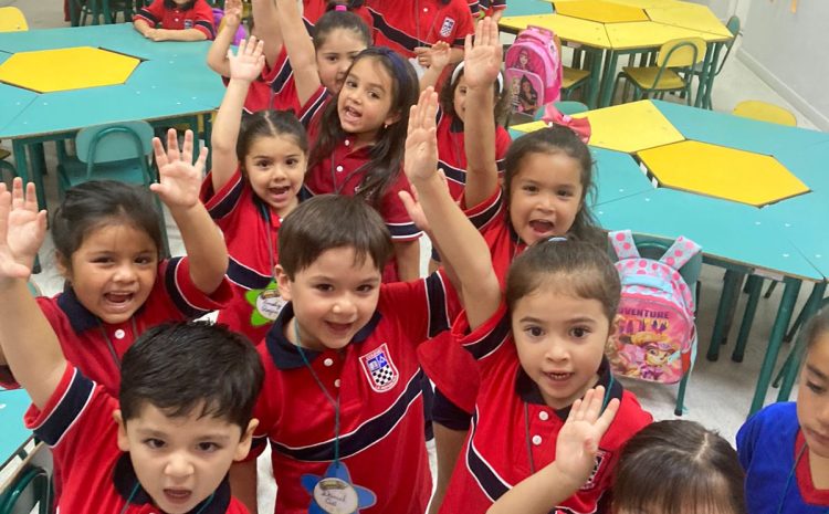  ¡BIENVENIDOS AL AÑO ESCOLAR 2023!