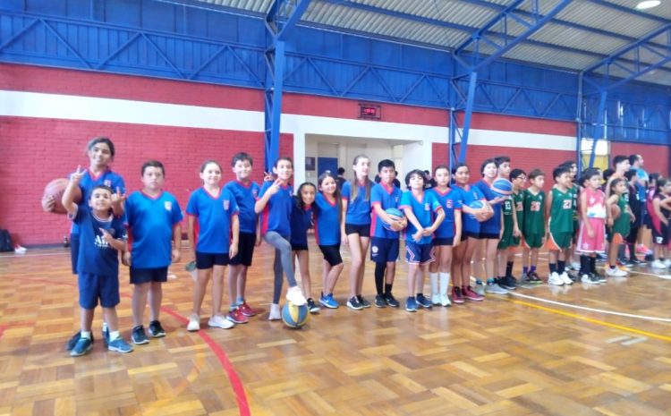  Destacada participación de selección de básquetbol, sub 11.